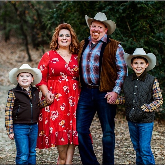 Meet your Posher, Lee - Picture 2 of 2